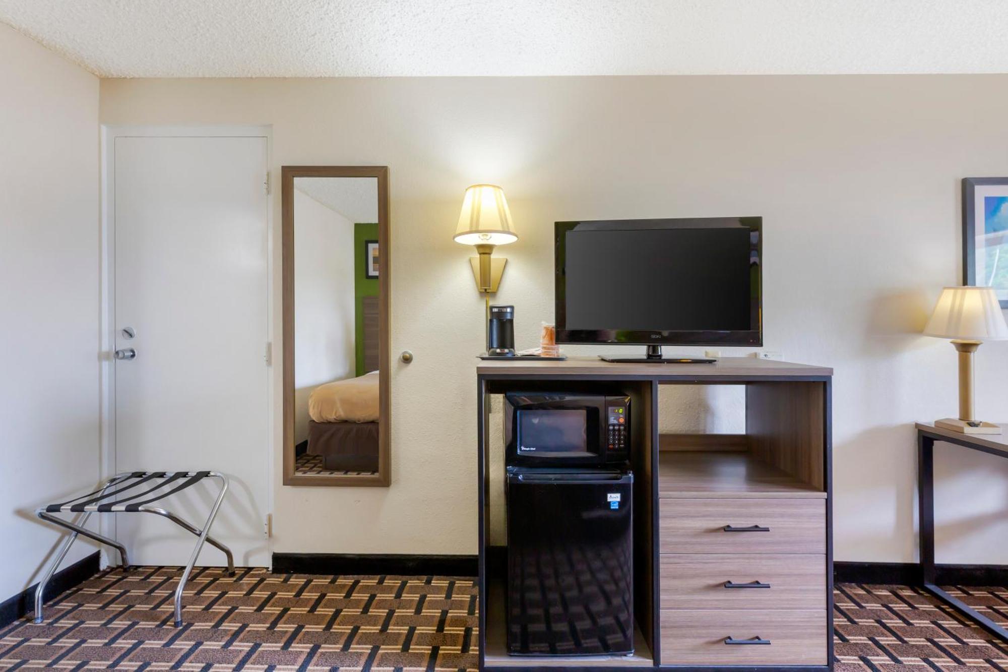 Quality Inn Near Cedar Point - Huron, Sandusky Oh Exterior photo